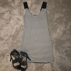 Moda 2000 dress NWOT